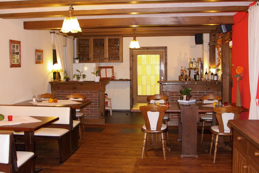 施马伦贝格 胡纳斯图奔旅馆酒店 外观 照片